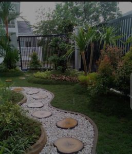 Tukang Taman Pantai Indah Kapuk